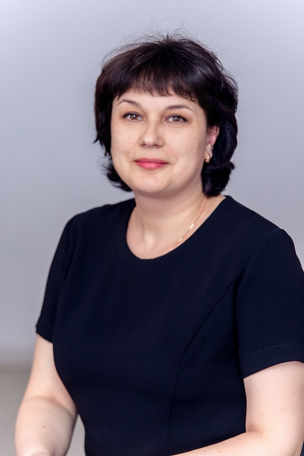 Михайлова Елена Юрьевна.