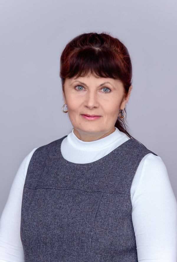Попова Галина Афанасьевна.